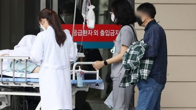 필수과목 전공의에 월 100만 원 지원…장시간 근무관행 개선